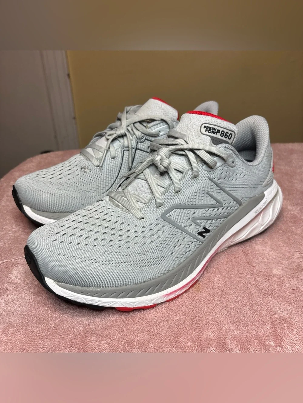New Balance Mens Fresh Foam X 860v13 Grey Red Running Shoes M860S13 Size 10.5 D